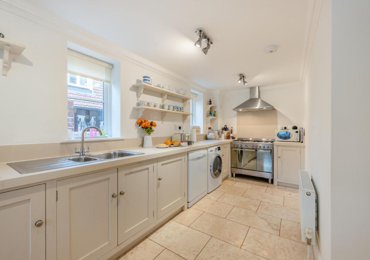 Camomile Cottage Friston Exterior photo